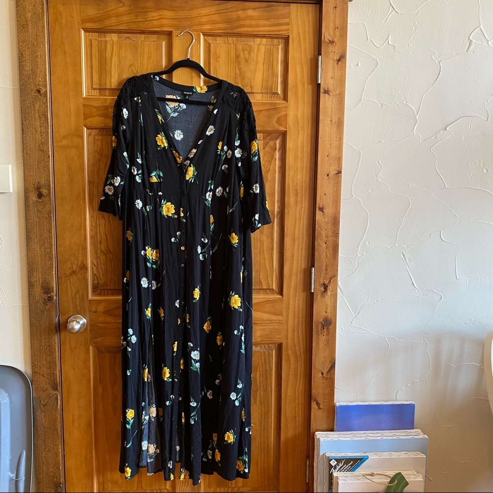 Torrid maxi dress